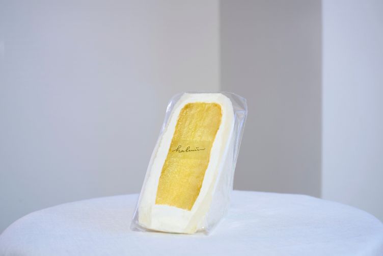 蜜があふれでる甘さ！なめらか焼きいもサンド 